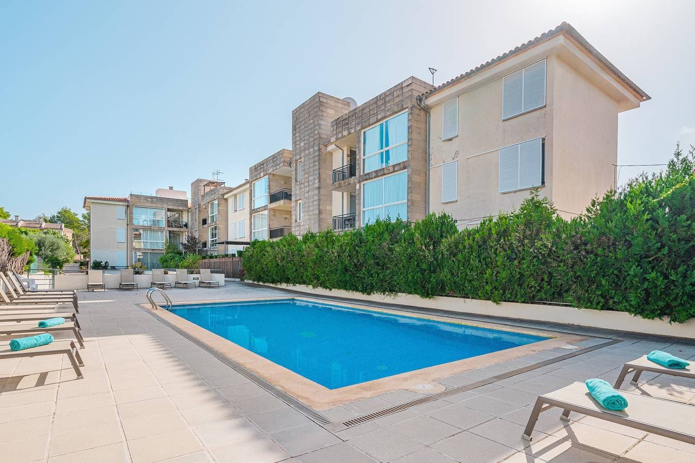 Foto 2 von 20: „Apartamento Mirella“ mit Pool, Balkon und WLAN