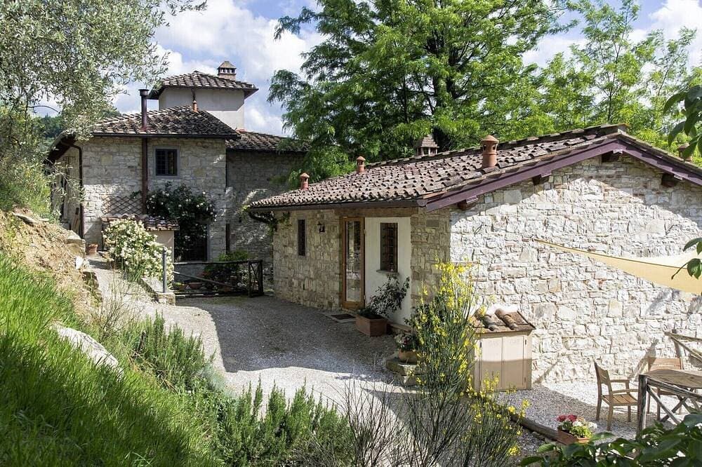 Foto 8 von 23: Vineyard cottage, 30 minutes to Florence
