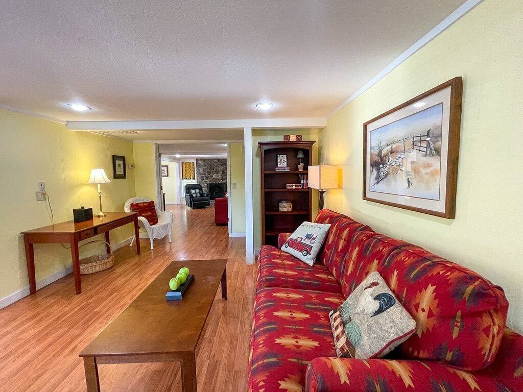 Foto 2 von 18: Hope's Cottage-Walk to the Casino! Wifi available & Motorcycle Friendly