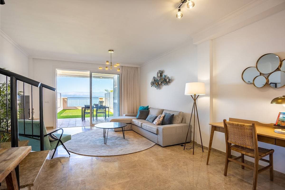 Foto 8 von 62: Ferienwohnung für 4 Personen mit Terrasse