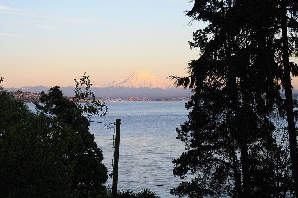 Foto 6 von 20: Waterfront Vashon Home mit herrlichem Blick