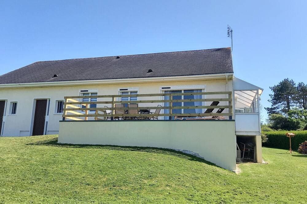Foto 6 von 12: House near the sea