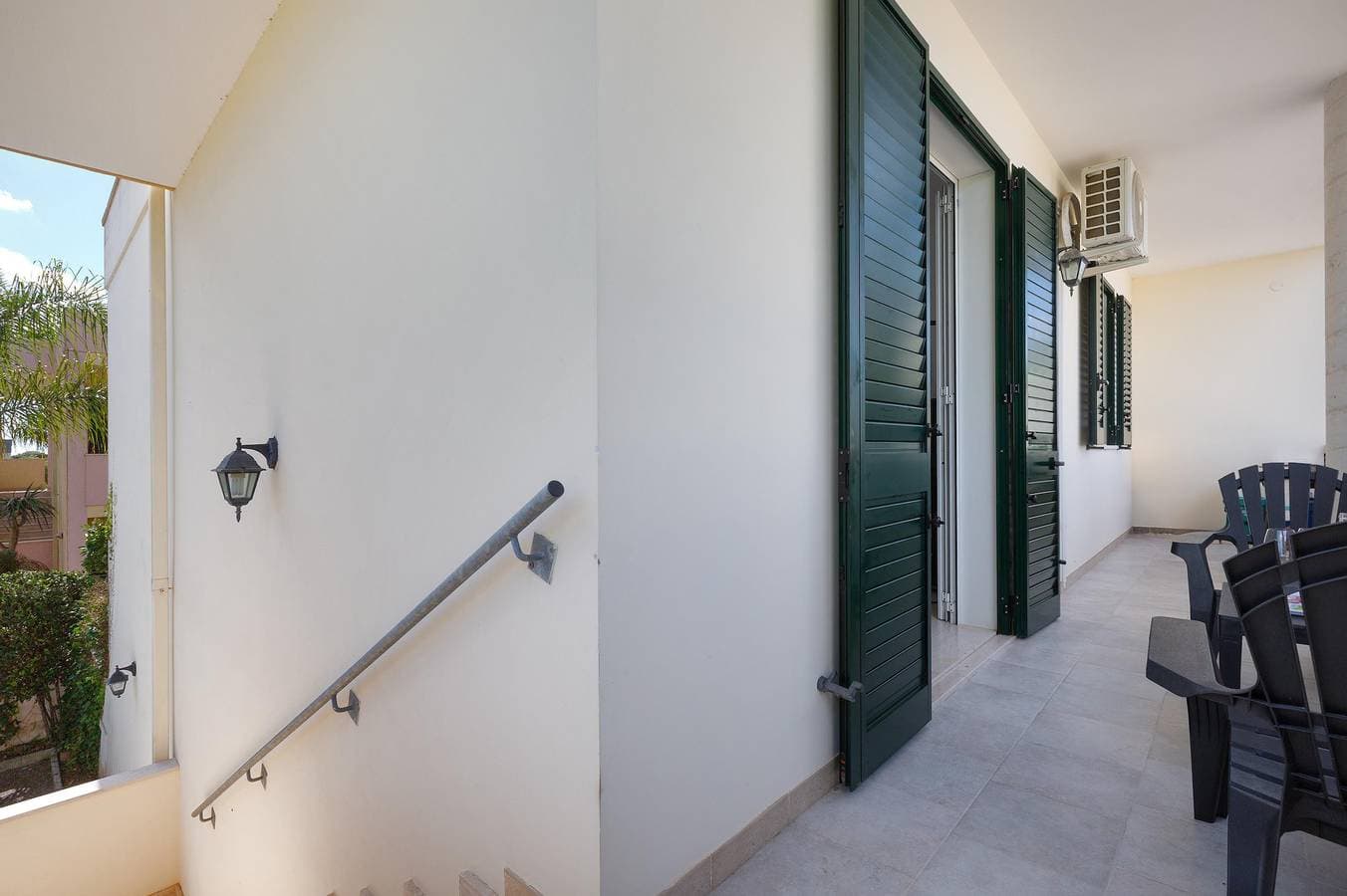 Foto 9 von 29: Ferienwohnung für 5 Personen mit Garten