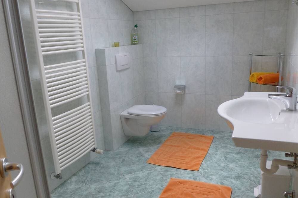Foto 2 von 30: Gemütliche Wohnung Bauernhof, mit Kleintierhaltung  schön und ruhig gelegen !