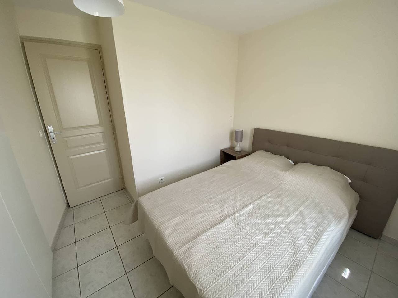 Foto 10 von 21: Ferienwohnung für 6 Personen mit Terrasse
