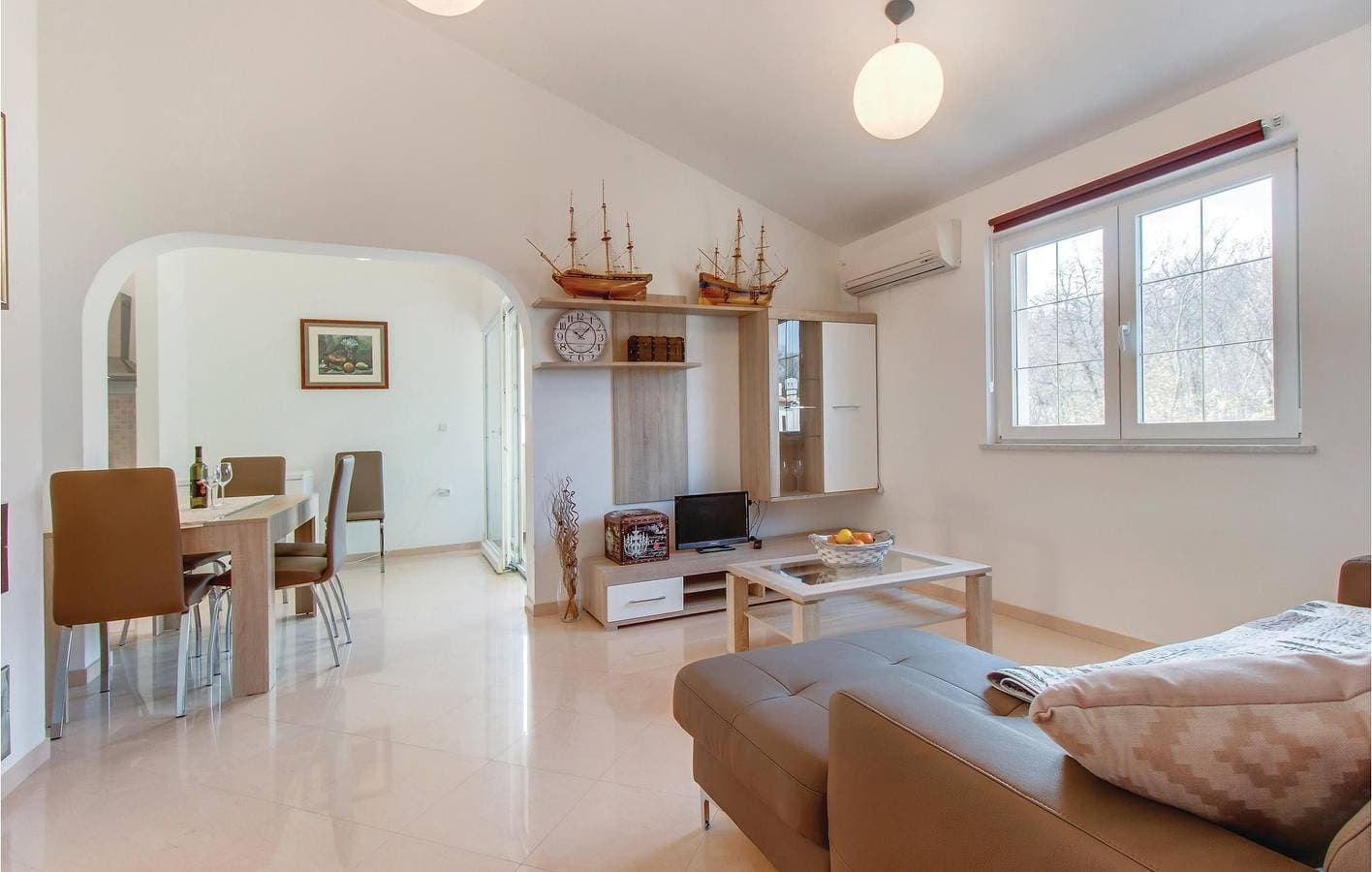 Foto 13 von 29: Gemütliche Ferienwohnung mit Terrasse, 400 m zur Küste, WLAN und Parkplatz