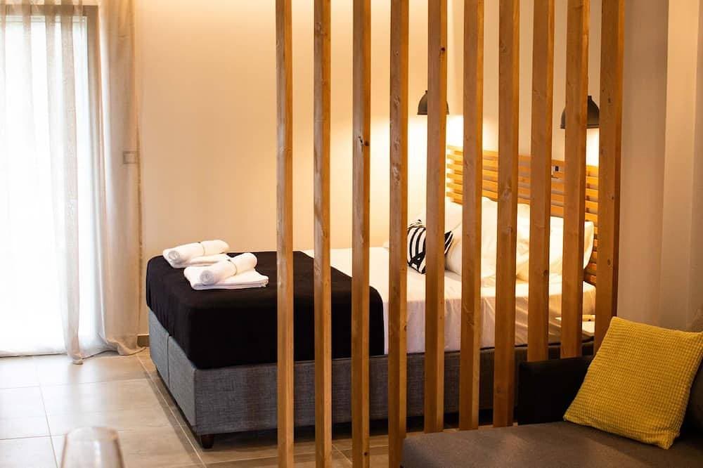 Foto 2 von 30: Elysian Luxury Studio 2