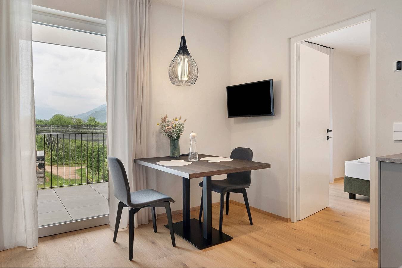 Foto 3 von 30: Apartment 'Red Delicious' mit Bergblick & großem Balkon
