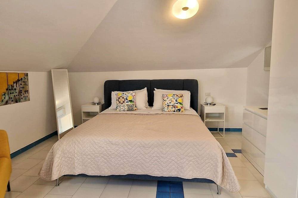 Foto 11 von 30: Amalfi Coast Villa w/Sea Views & Sauna & Jacuzzi plus Rooftop and Parking Garage
