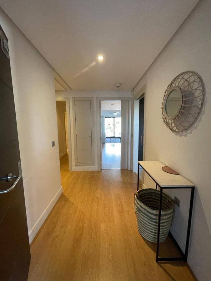 Foto 5 von 31: Two-Bedroom Apartment