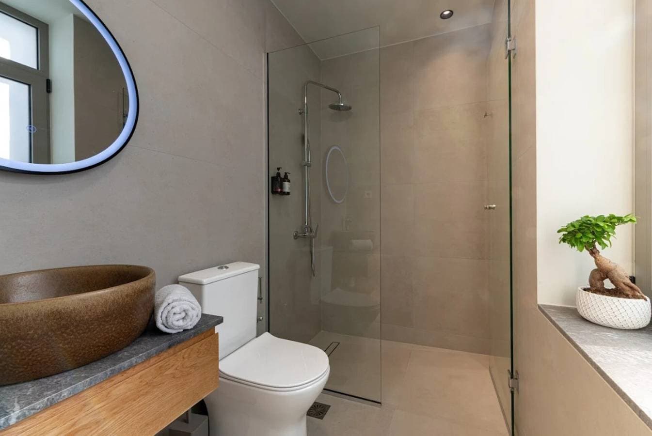 Foto 12 von 31: Villa 'Gioma Luxury' mit Bergblick, WLAN und Klimaanlage