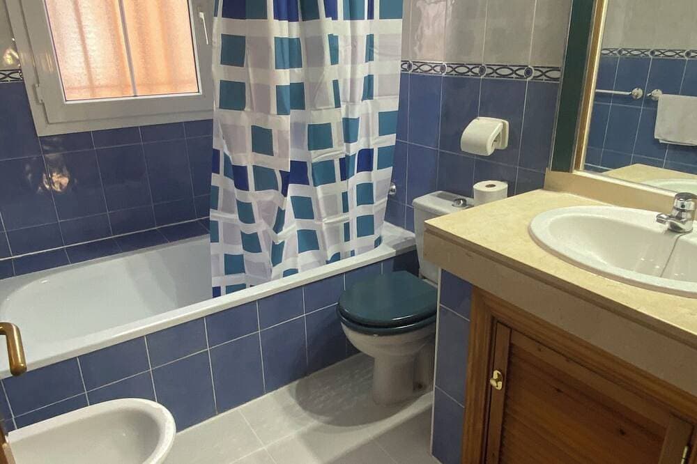 Foto 9 von 30: \"Villa Ana\" Semi-detached House in Playamar-Los Alamos Torremolinos with S/Pool