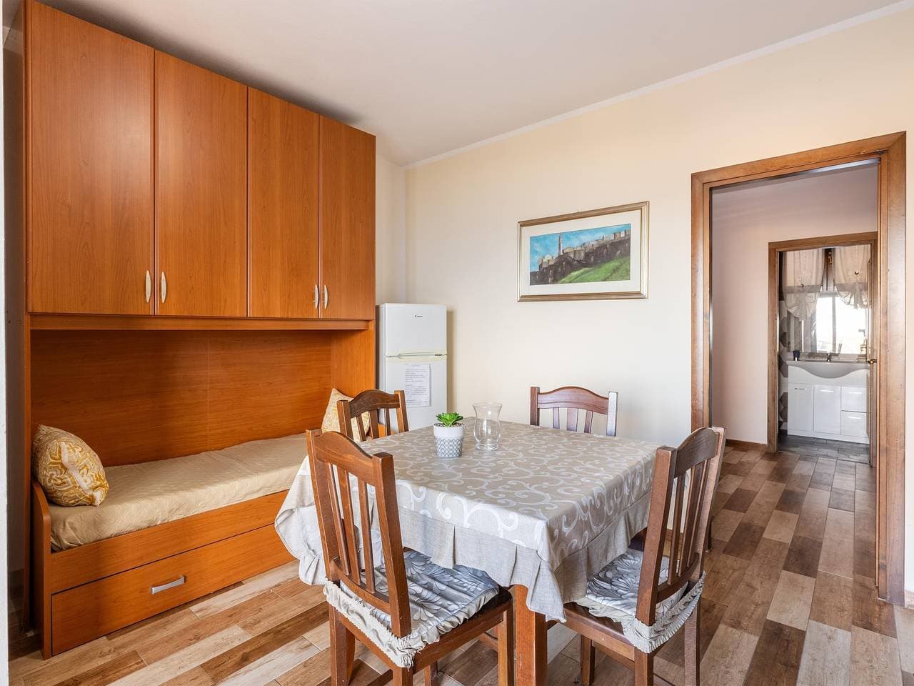 Foto 7 von 31: Wohnung mit Veranda und privatem Parkplatz