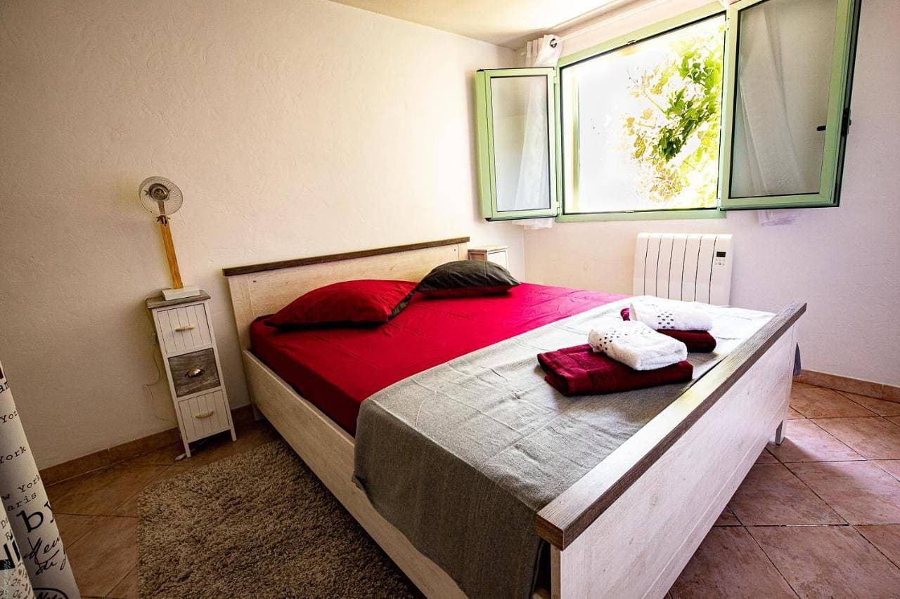 Foto 13 von 14: Two-Bedroom Apartment with Mountain View