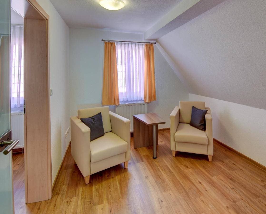 Foto 4 von 12: One-Bedroom Apartment