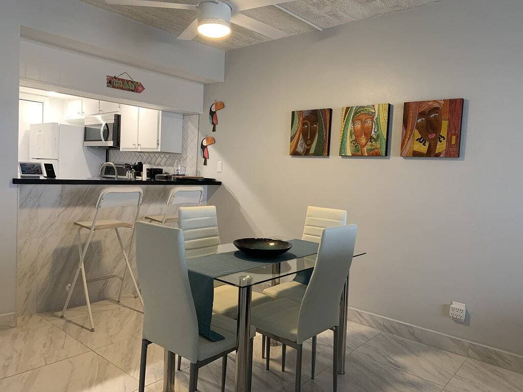 Foto 4 von 22: Beachfront Condo Infinity Ocean View !!