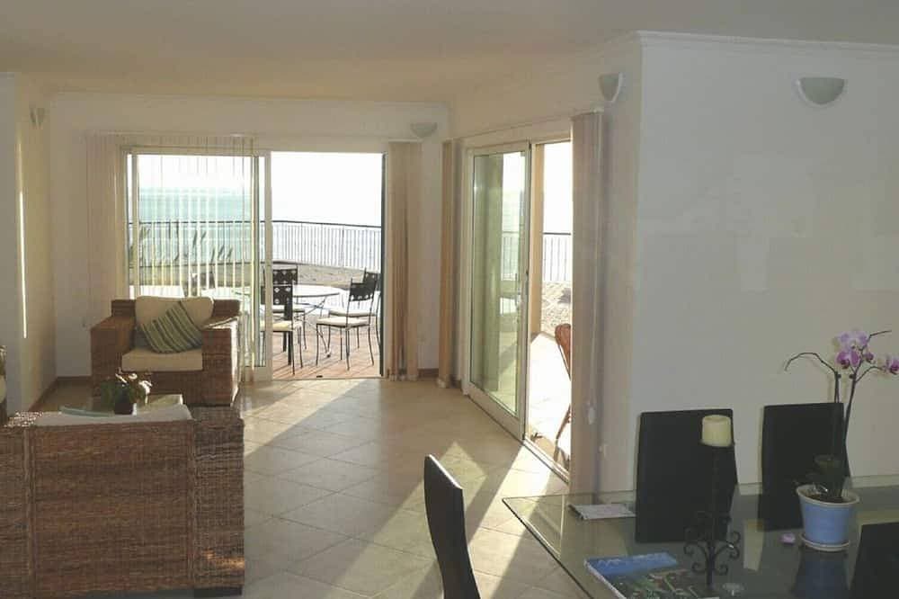 Foto 8 von 30: Villa mit 3 Schlafzimmern und Pool, Jardim do Mar, atemberaubende Aussicht