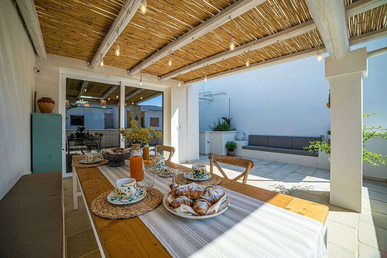 Foto 3 von 32: Terrasse mit Meerblick in Torre San Giovanni