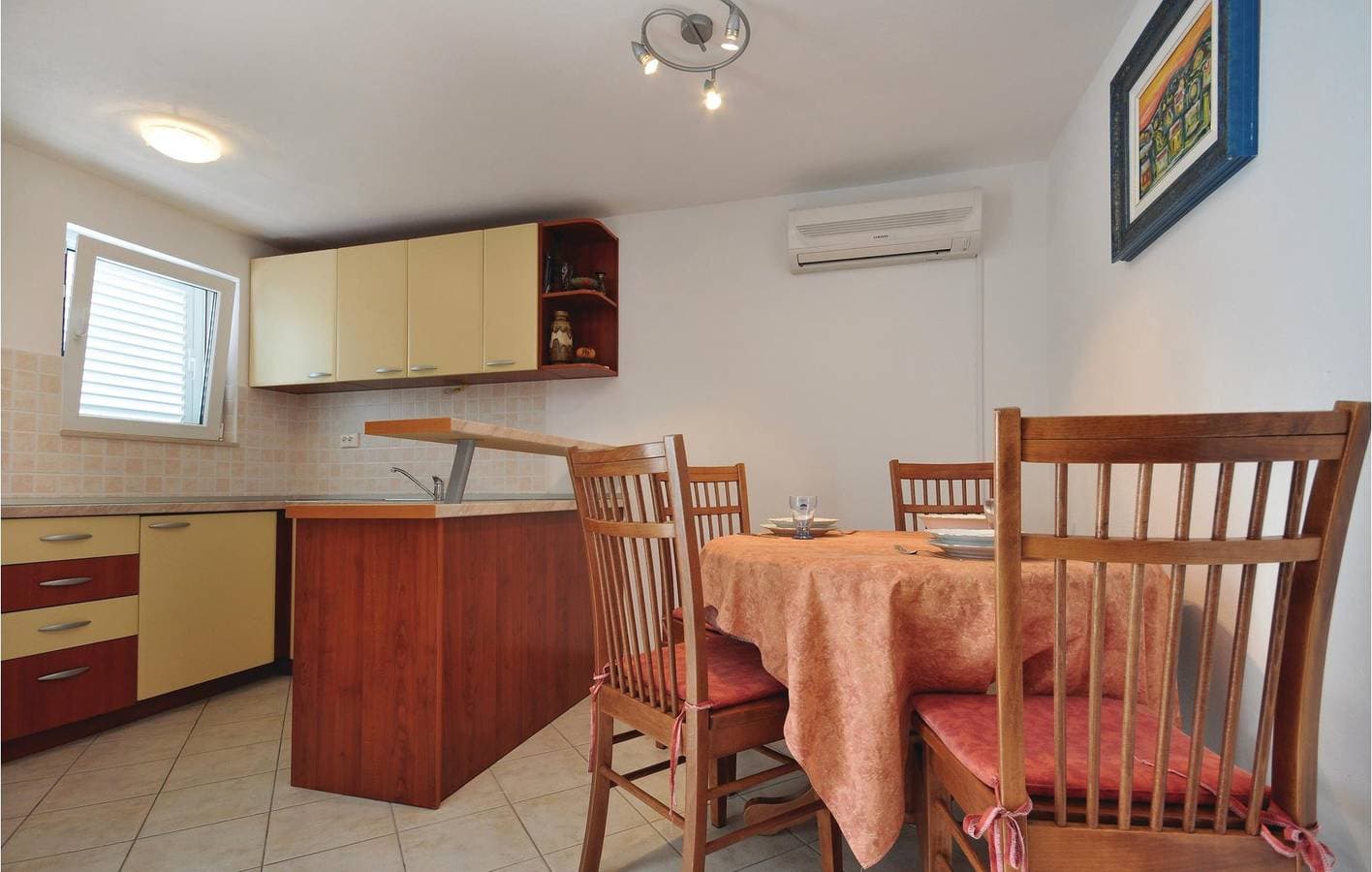 Foto 11 von 22: Gemütliche Wohnung mit Terrasse, WLAN und Parkplatz, 1,5 km vom Strand entfernt