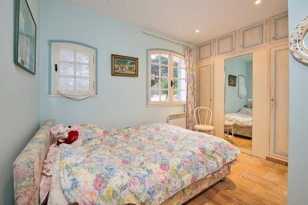 Foto 8 von 30: Villa with swimming pool walking distance from the beach