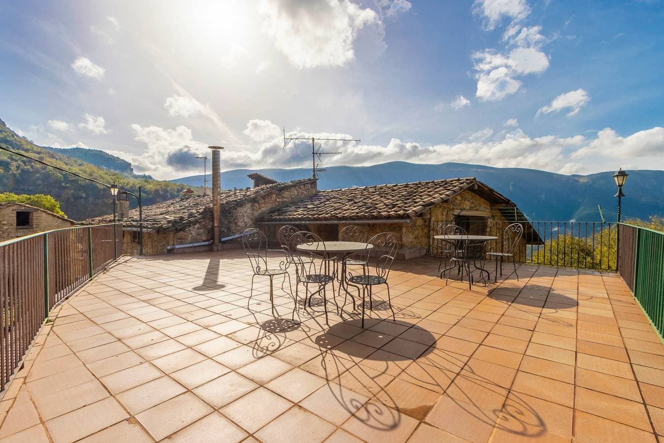 Foto 4 von 25: Zimmer 'Doppel 2' Casa Roca-Sant Martí de Barcedana mit WLAN und Klimaanlage.