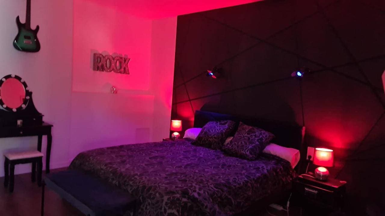 Foto 11 von 28: Double Room with Private Bathroom
