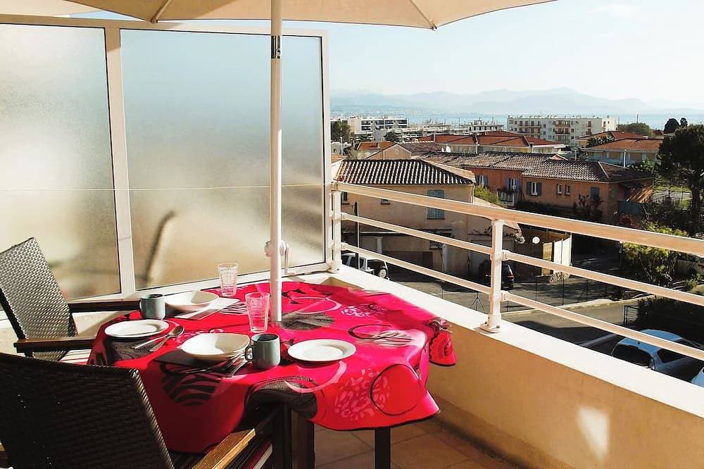 Modernes, sicheres 1-Schlafzimmer-Apartment mit Meerblick und Pool für 3 Erwachsene 1