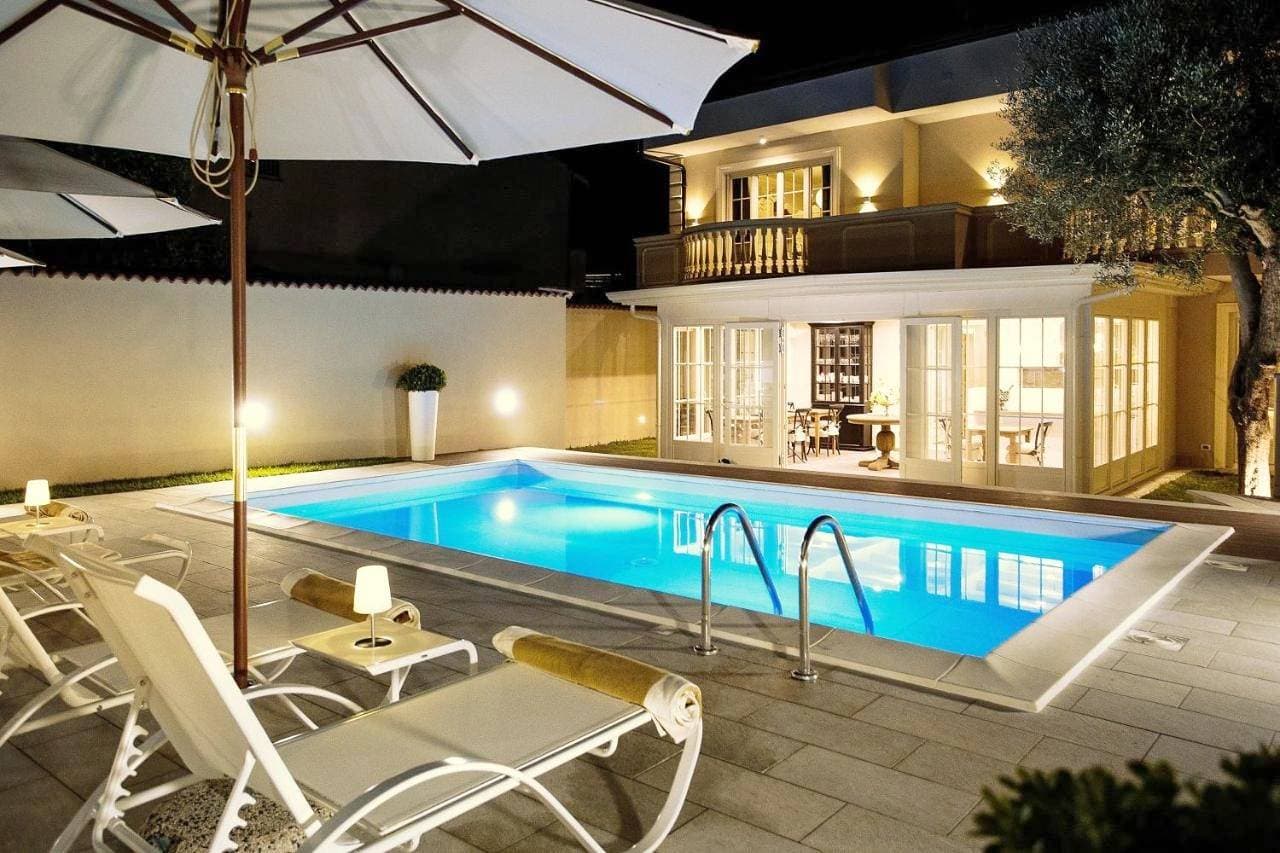 Lemon House 1