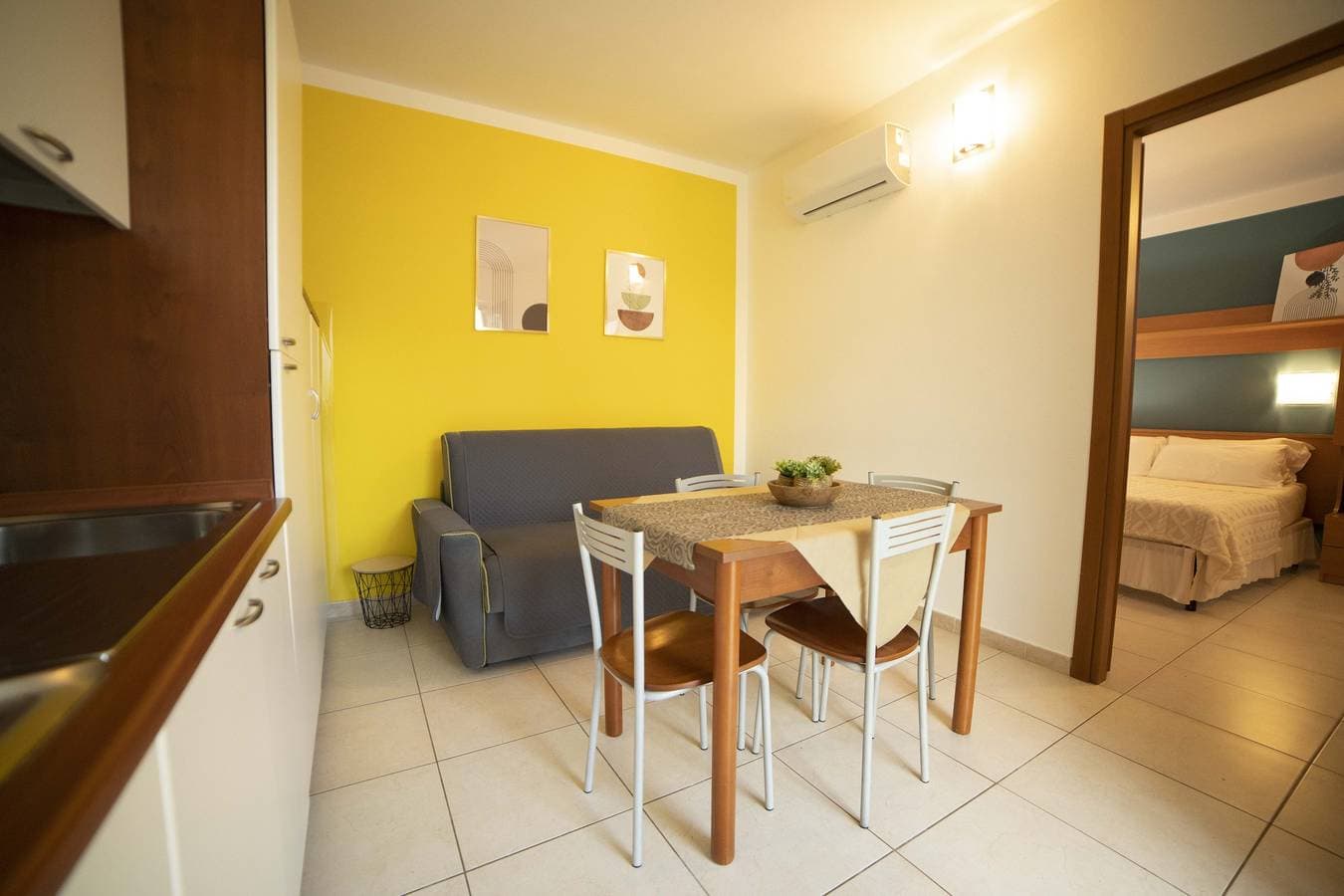 Foto 3 von 49: Ferienwohnung "ulivo" mit Pool und Privatstrand