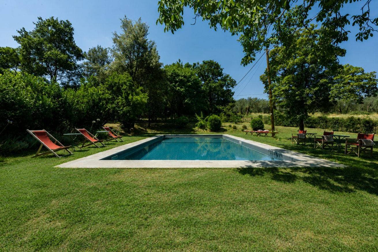 Foto 10 von 43: Villa für 10 Personen mit Garten