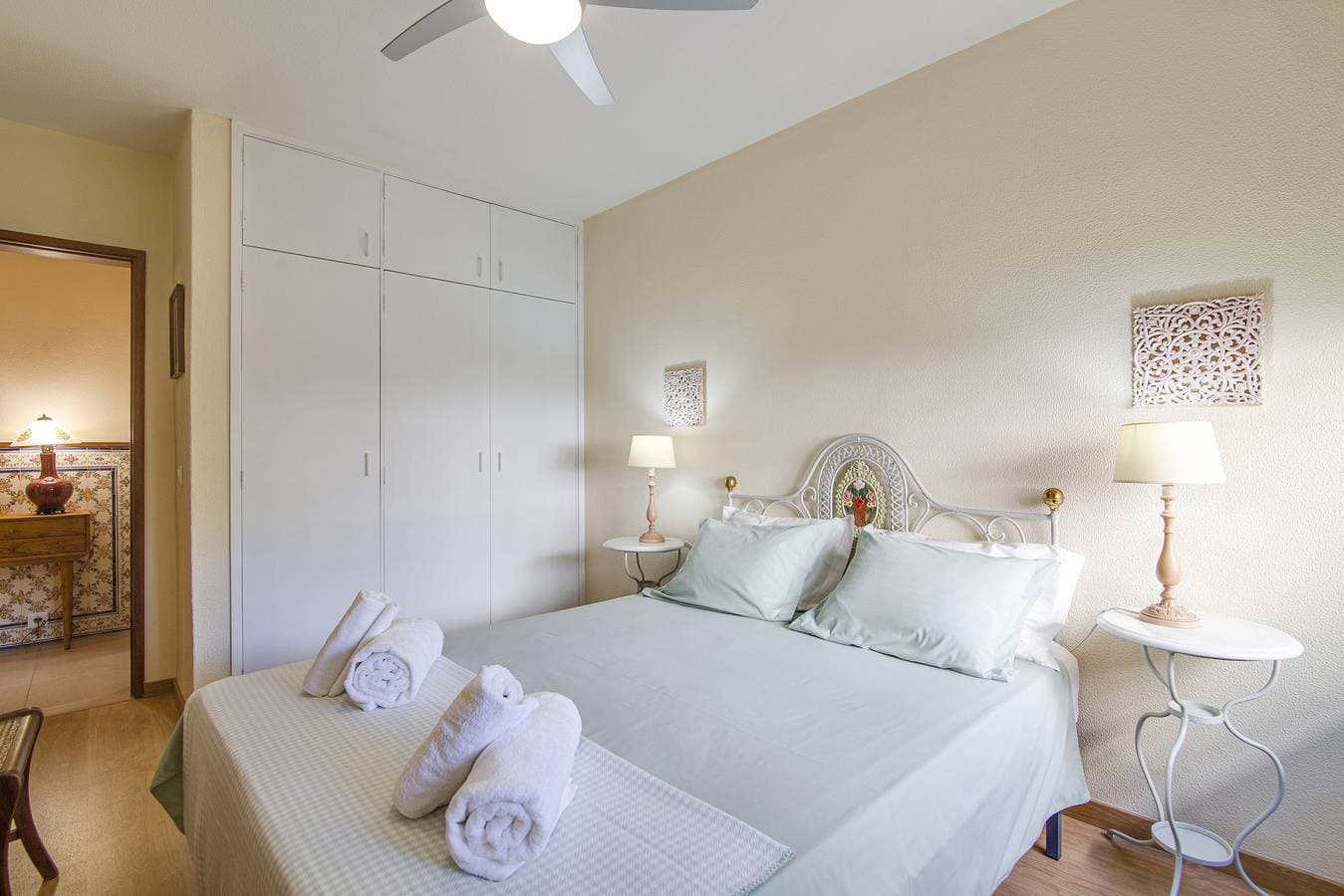 Foto 5 von 22: Ferienwohnung "Tiagos" mit Balkon, Klimaanlage und WLAN