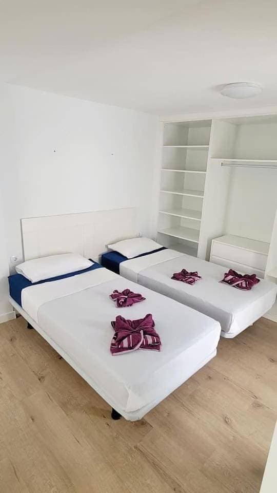 Foto 12 von 22: Two-Bedroom Apartment