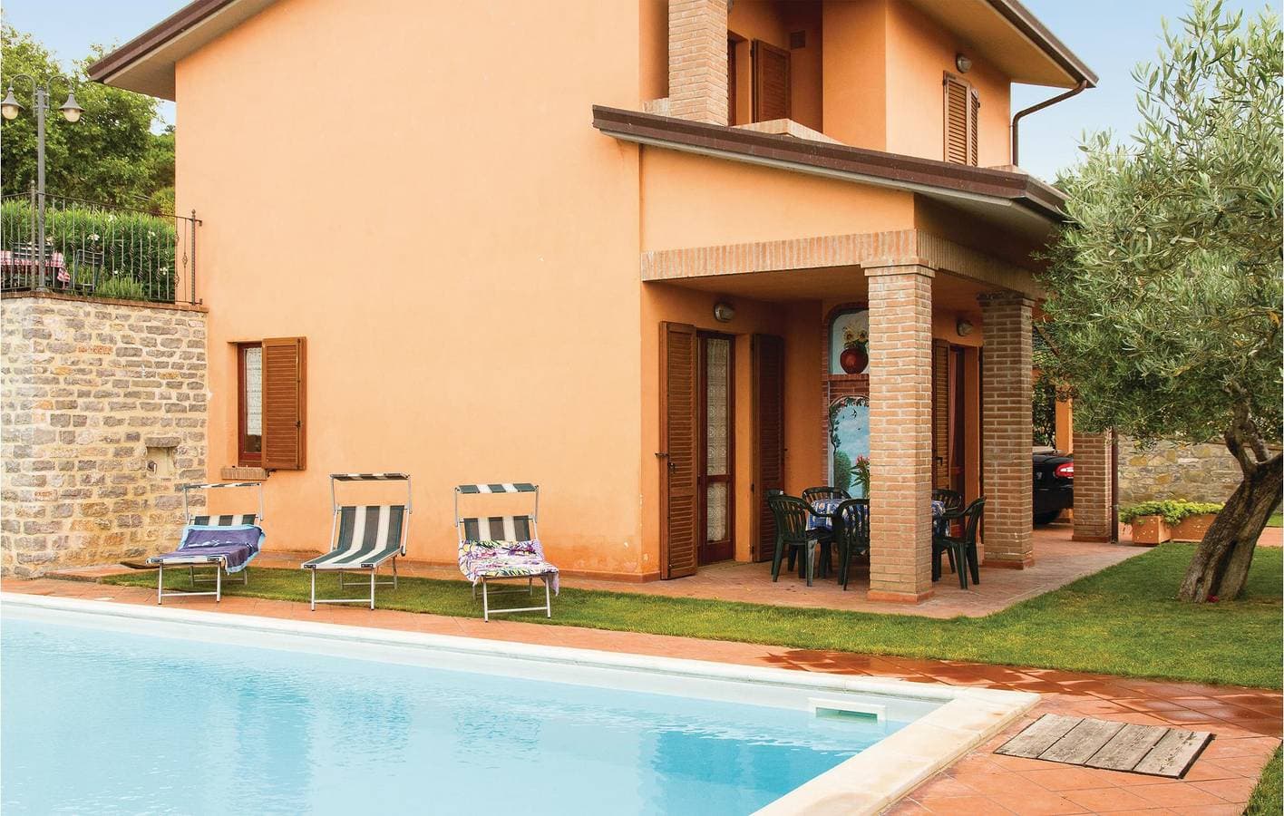 Foto 7 von 21: Magione Getaway: 100 Quadratmeter, Pool, Garten und Parkplatz!