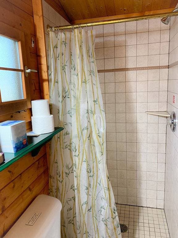 Foto 7 von 32: The Bear Den - Studio Cabin im Herzen von Hayward