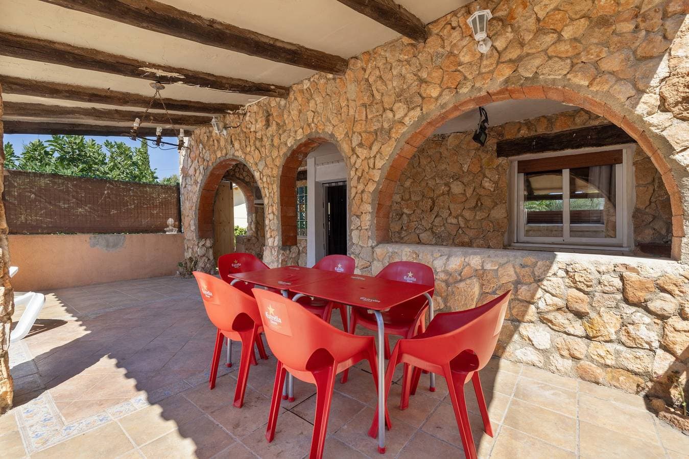 Foto 2 von 36: Villa 'Sueños' mit privatem Pool, Patio, Grill, WLAN, nahe Cunit, Calafell, Comarruga, S.salvador