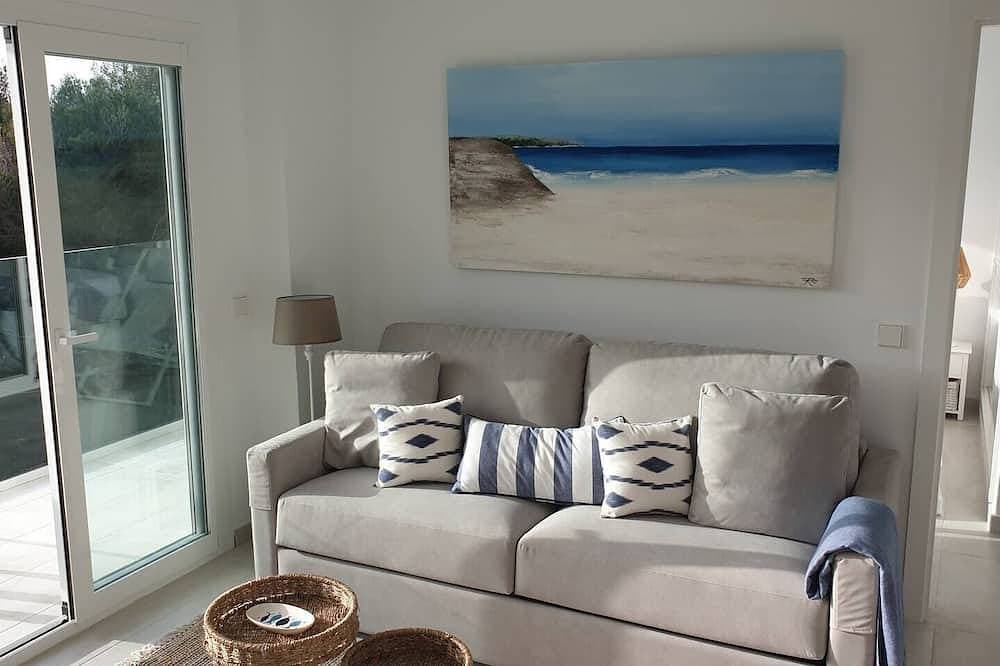 Foto 12 von 30: Wohnung \"Formentor\" Mit Meer- Und Poolblick In Canyamel