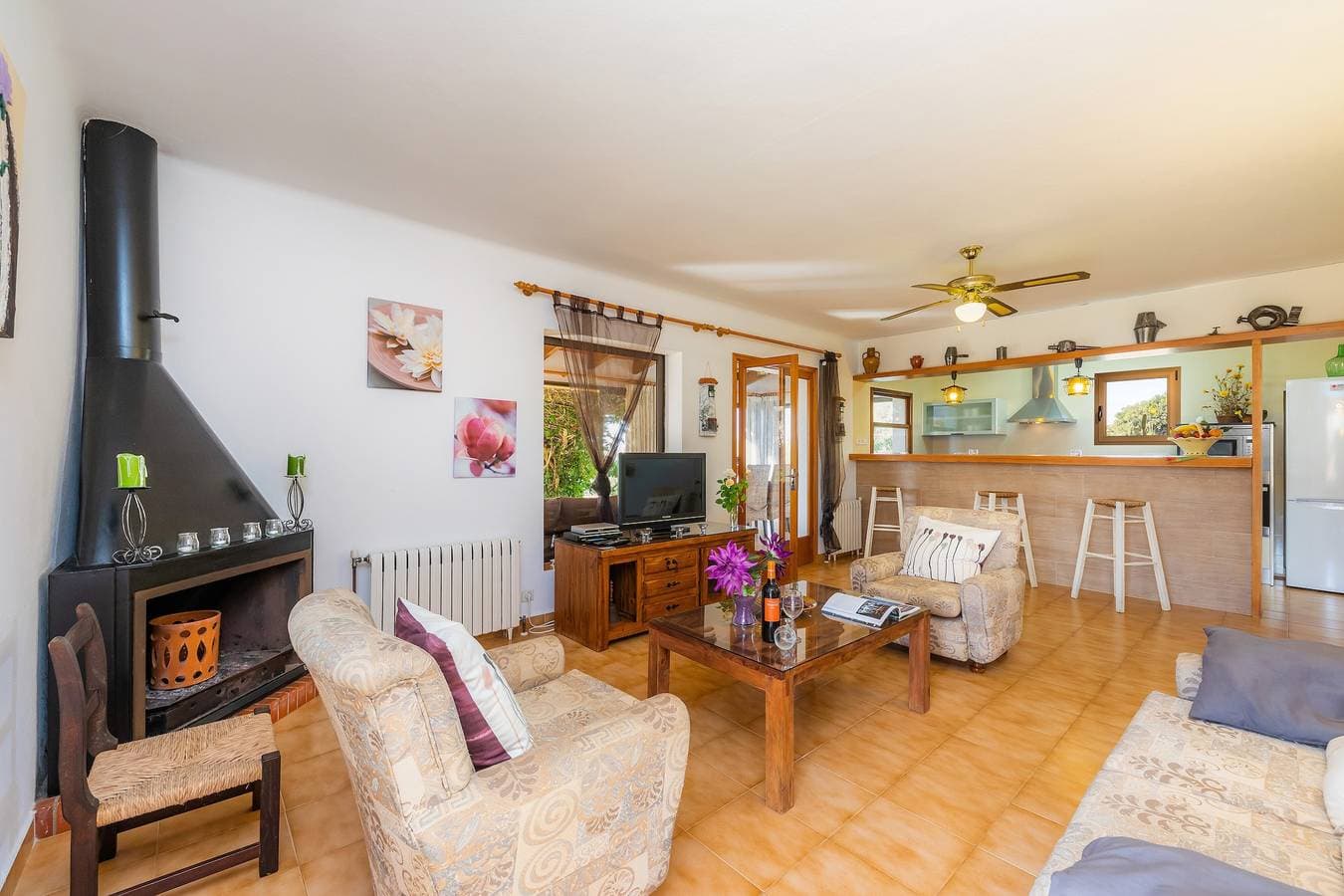 Foto 10 von 27: Schöne Villa mit Pool, WLAN, Terrassen, Garten und herrlichem Blick; Parkplätze vorhanden