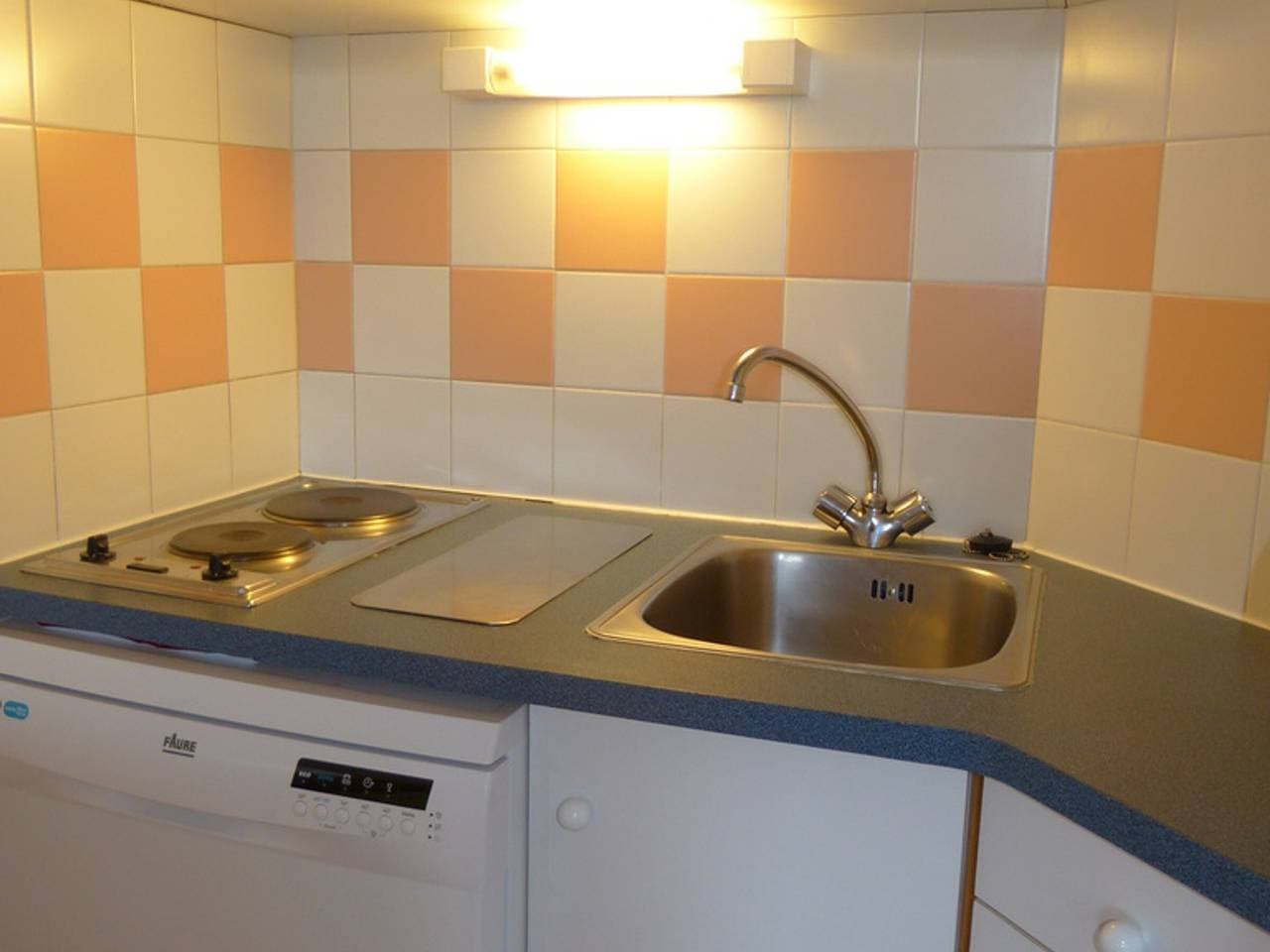 Foto 6 von 12: Teilbares, funktionelles Studio, 4 Pers, Zugang zu Pisten