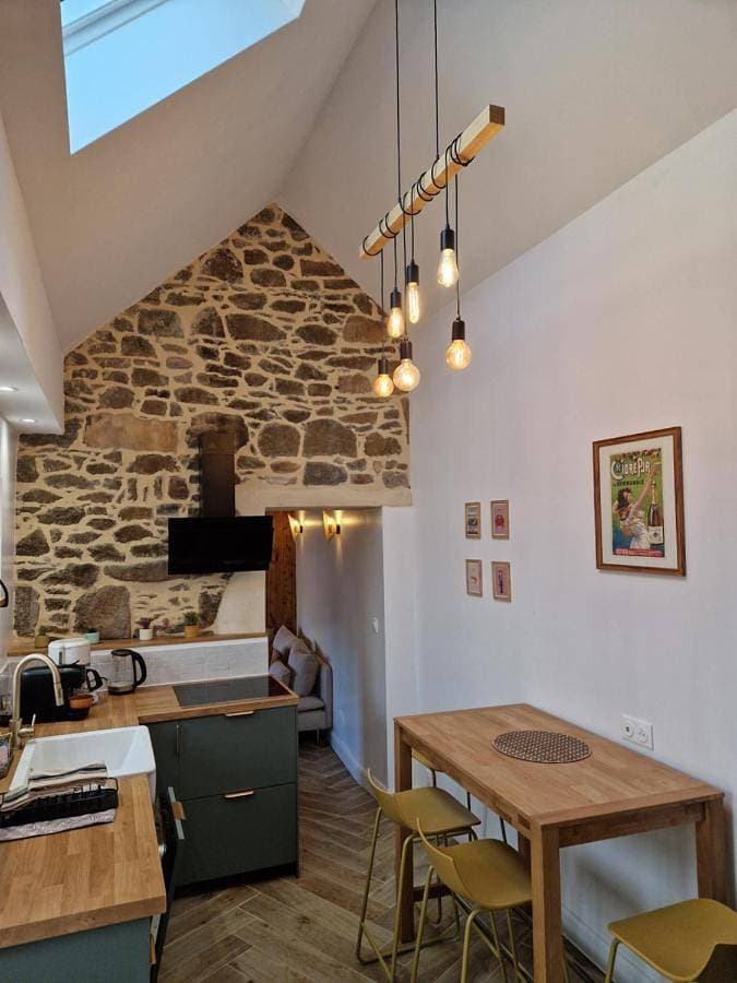Foto 2 von 35: Three-Bedroom House