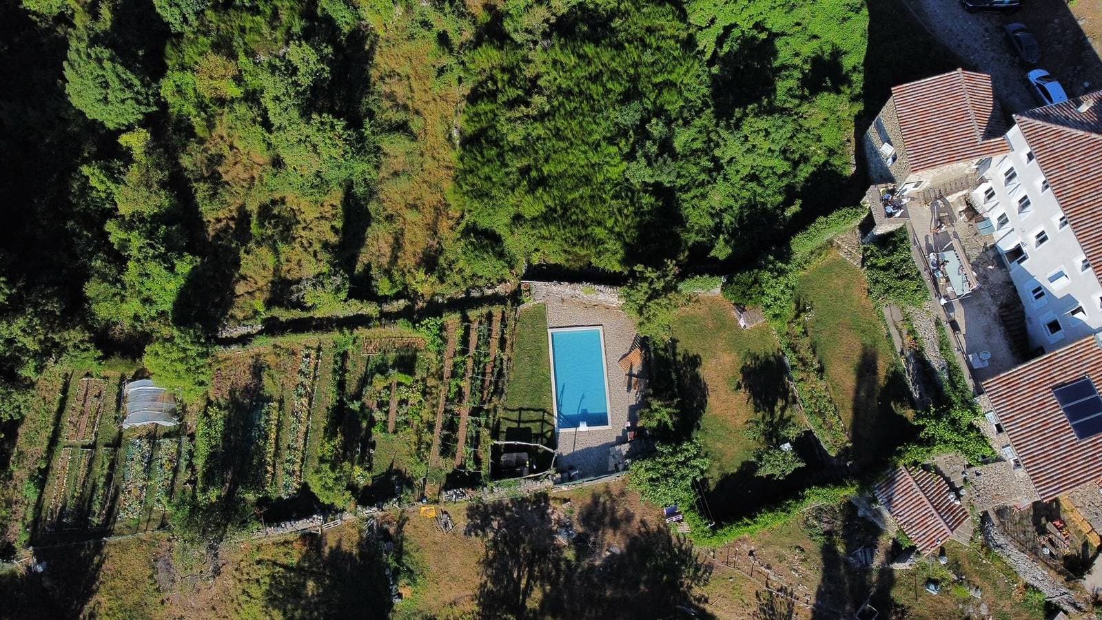 Foto 2 von 35: Zimmer 'La Ferme De Chalas - Coucoulude' mit Gemeinschaftspool, gemeinsamer Terrasse und WLAN