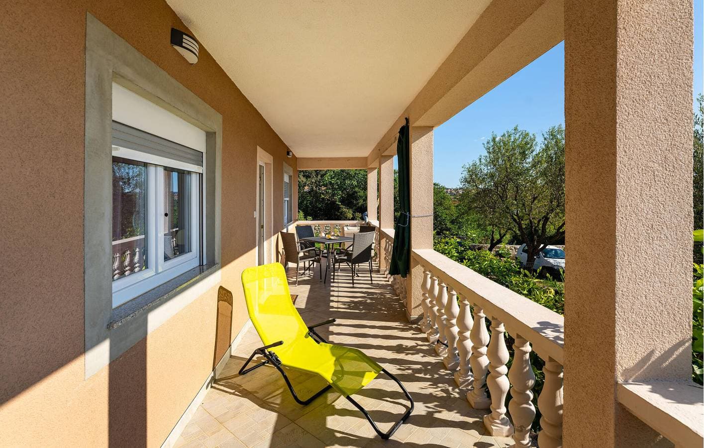 Foto 12 von 38: Gemütliche 70 m² große Ferienwohnung mit Meerblick, Terrasse, WLAN und Küche – 2 km bis zur Küste