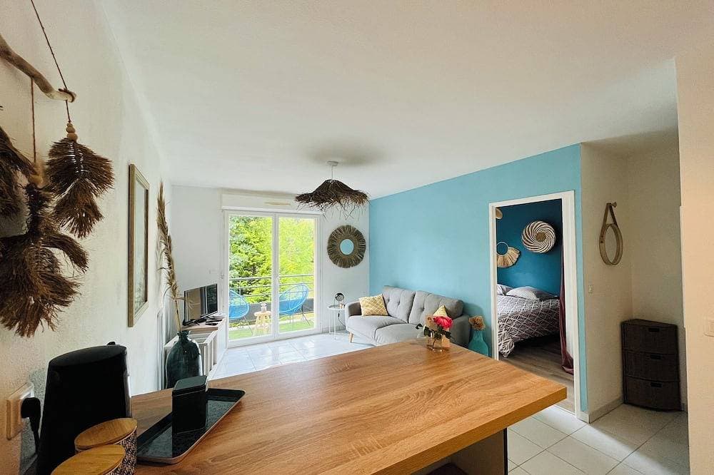 Appartement à 800 m de la Cité Médiévale 1
