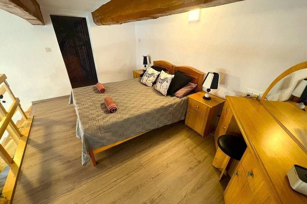 Foto 2 von 21: Charming 3-bedroom house with WiFi, AC in brilliant Tas-Sliema