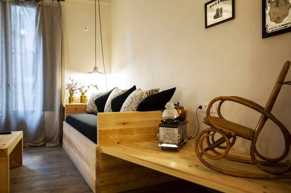 Foto 9 von 30: L'Orfebre Loft Olot Toegang tot overdekt zwembad