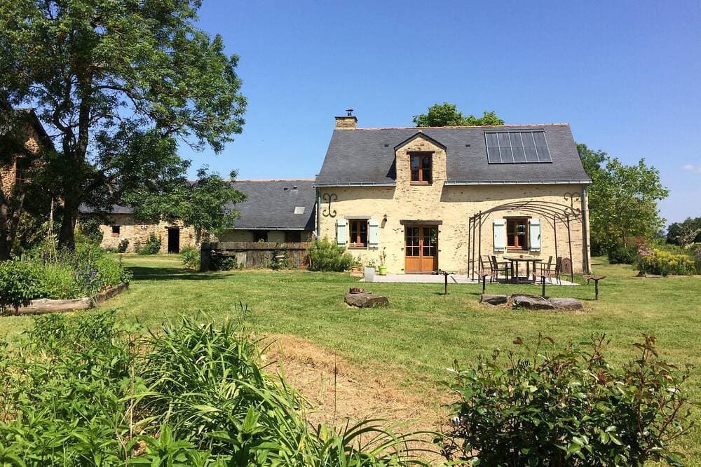 Landhaus in der Nähe von Lac de Vioreau 1