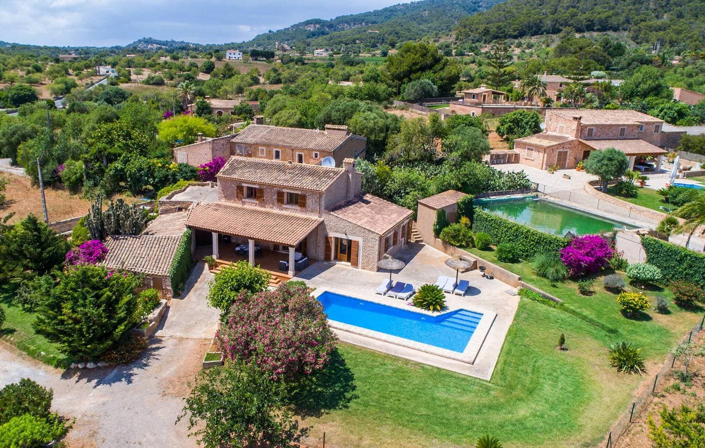 S'Horta Rückzugsort mit Terrasse, Pool & WiFi 1