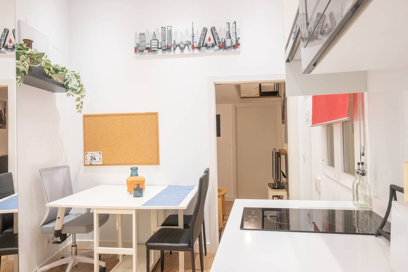 Foto 4 von 16: M Piso moderno y práctico en Chamberí