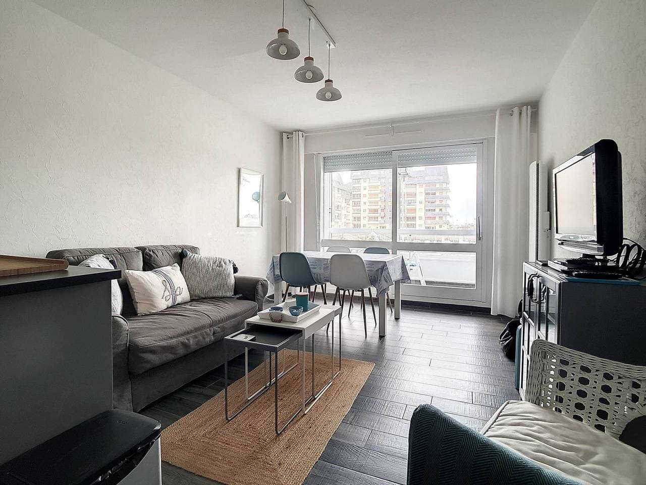 T3 Wohnung mit Hafenblick, Parkplatz und WiFi 1