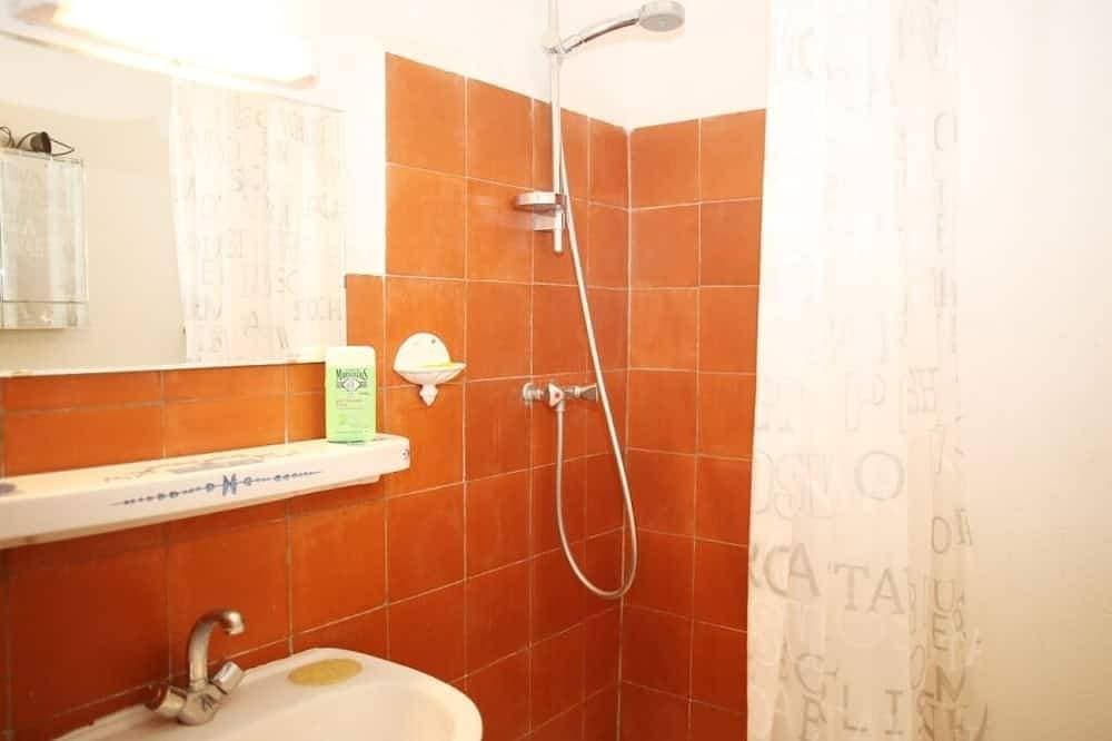 Foto 8 von 23: Sehr schöne Maisonette-Wohnung, Terrasse und Panoramablick in einem mittelalterlichen Dorf