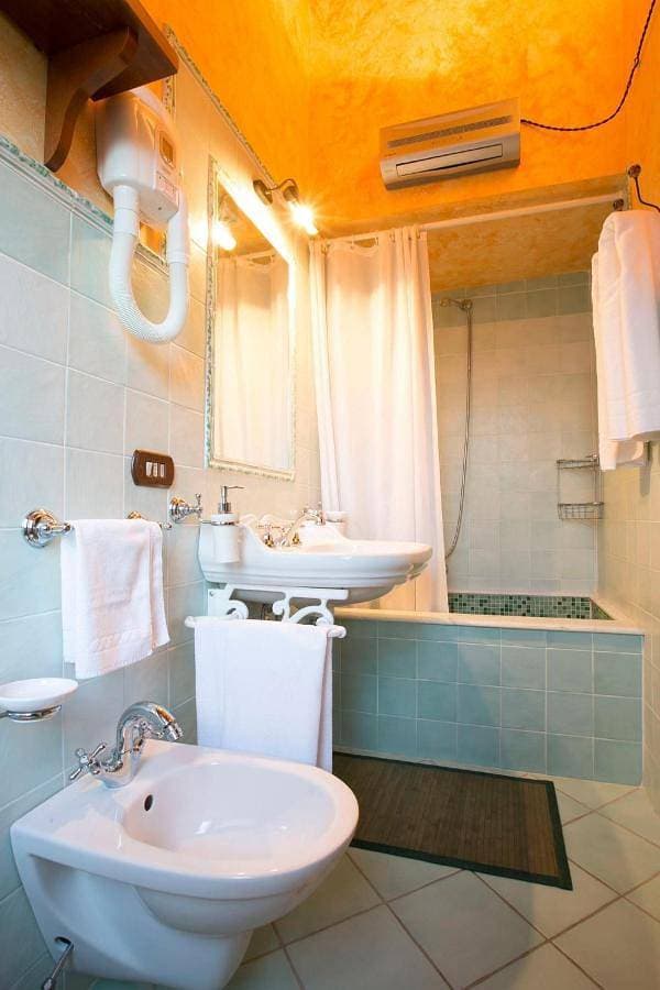 Foto 5 von 10: Double Room